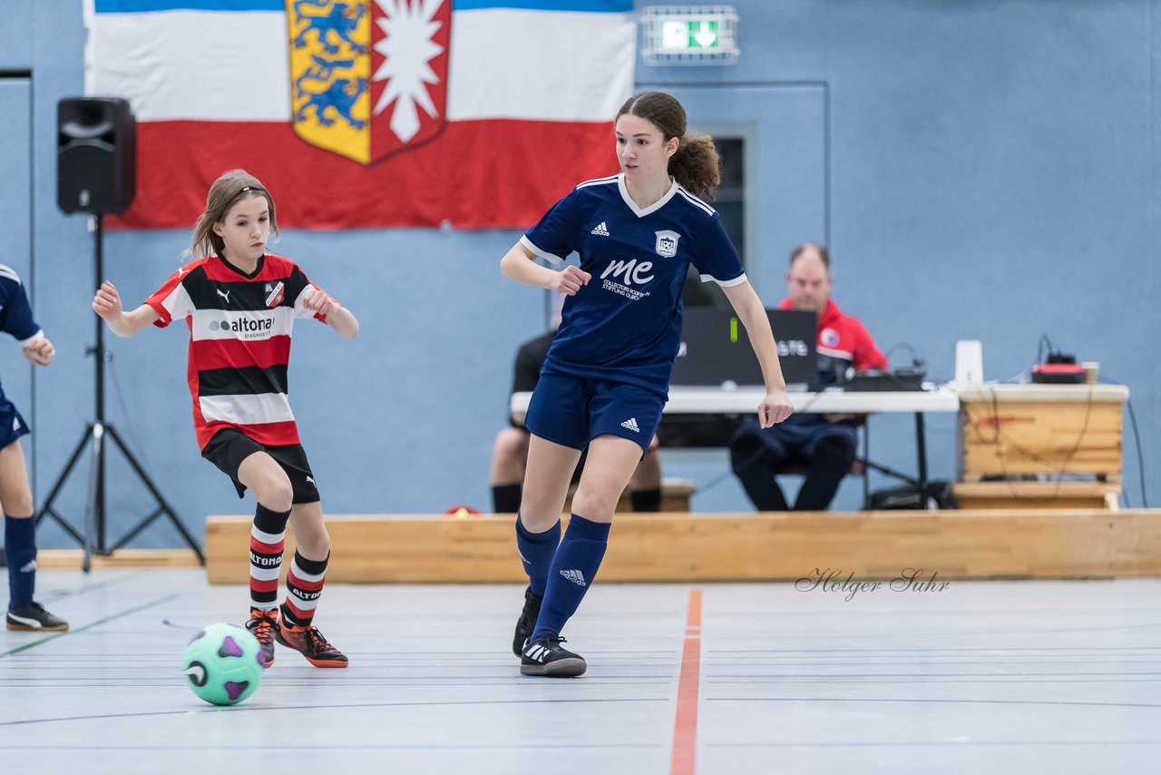 Bild 157 - C-Juniorinnen Loewinnen Cup